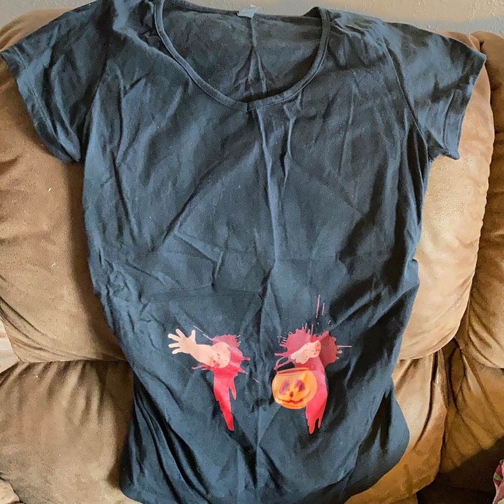 Halloween maternity shirt. Worn once.